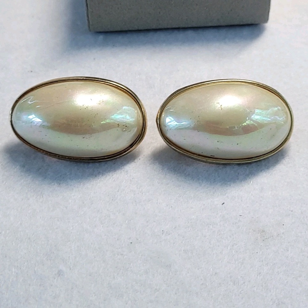 Vintage Signed RUTINO Italy Faux Pearl Gold Tone Oval Clip On Earrings 1980s